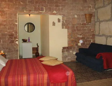 Cialoma 3*